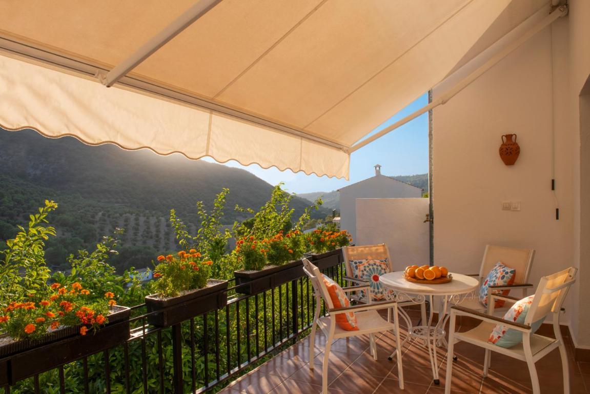 Stunning Home Benamahoma 4 Bed - Sierra Grazalema Exterior photo
